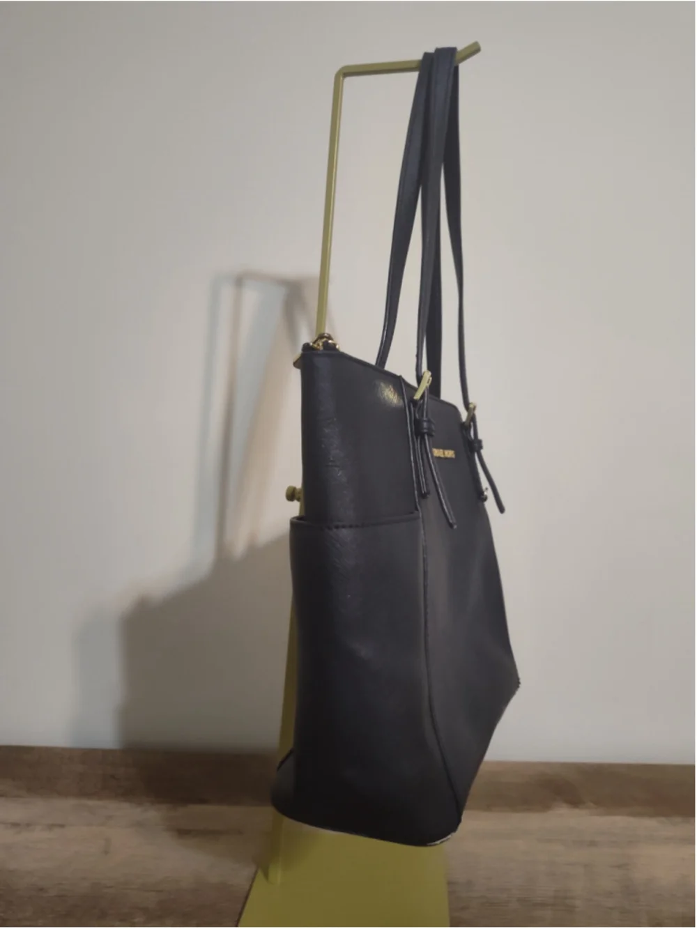 Women's Michael Kors Black Tote Bag One Size